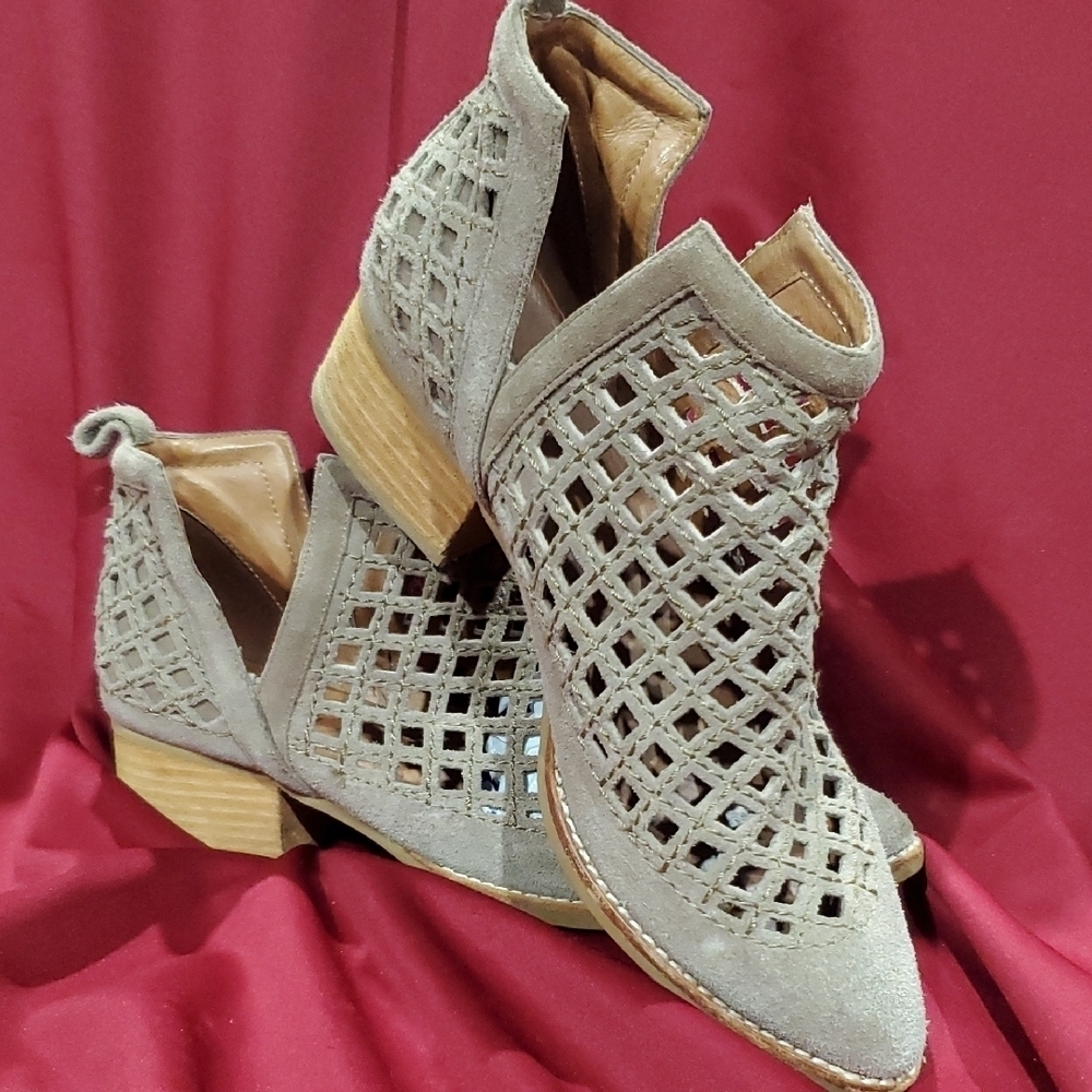Jeffrey Campbell Tan Ankle Booties with Cutout Design